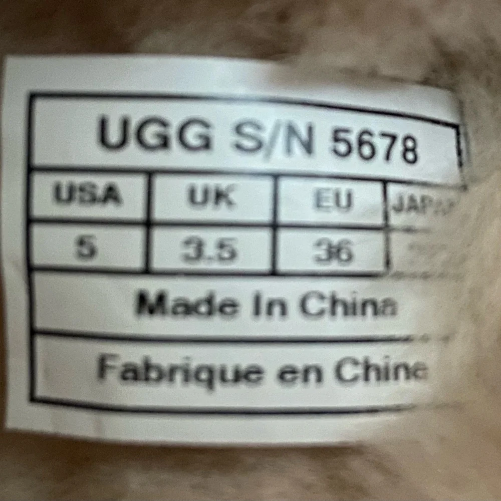 UGG Women’s Black Biker Boots Kensington 5678 Leather Shearling Size EU36/ US 5